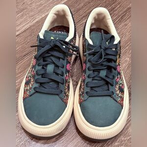 Puma Women's Liberty of London x Suede Mayu 'Floral' Sneakers Size 7